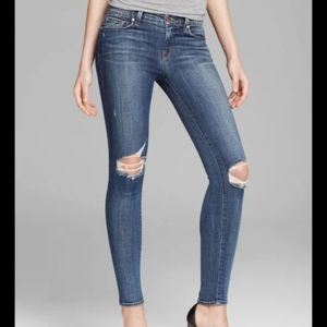 J Brand Capri Misfit Ripped Jeans Size 25